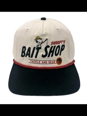 Peanuts Snoopy Bait Shop Tackle and Gear Snapback Adjustable Hat New With Tags